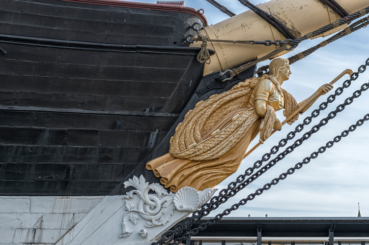 figureheads-and-their-importance-to-sailing-ships-of-old